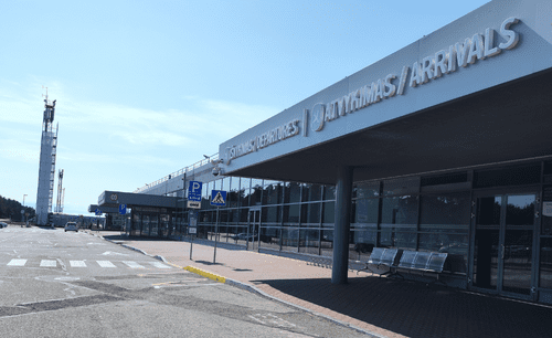 Parkavimas Palangos oro uoste (PLQ) – aikštelė šalia terminalo
