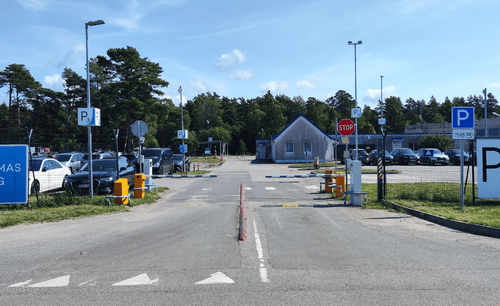 Parkavimas Palangos oro uoste (PLQ) – P3 aikštelė šalia terminalo